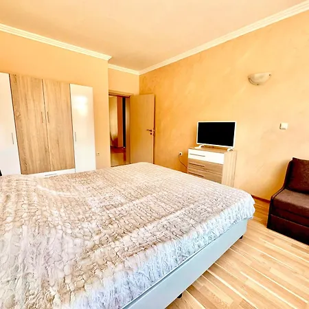 Sea Sun Apartment *