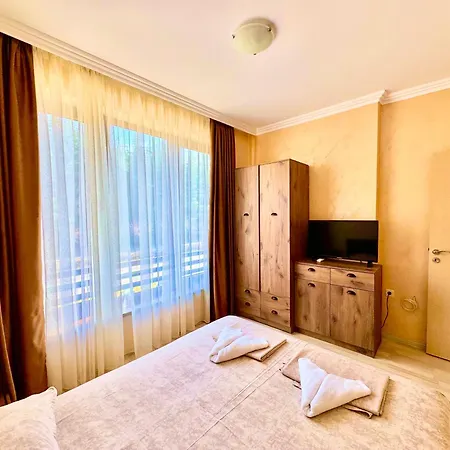 Sea Sun Sunny Апартамент *