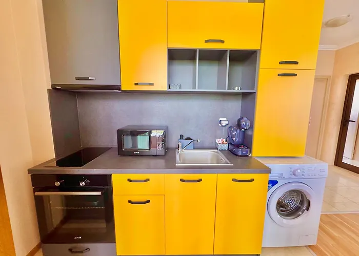 Sea Sun Sunny Слънчев бряг