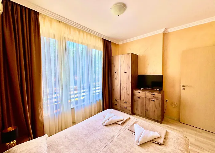 Sea Sun Sunny Апартамент *